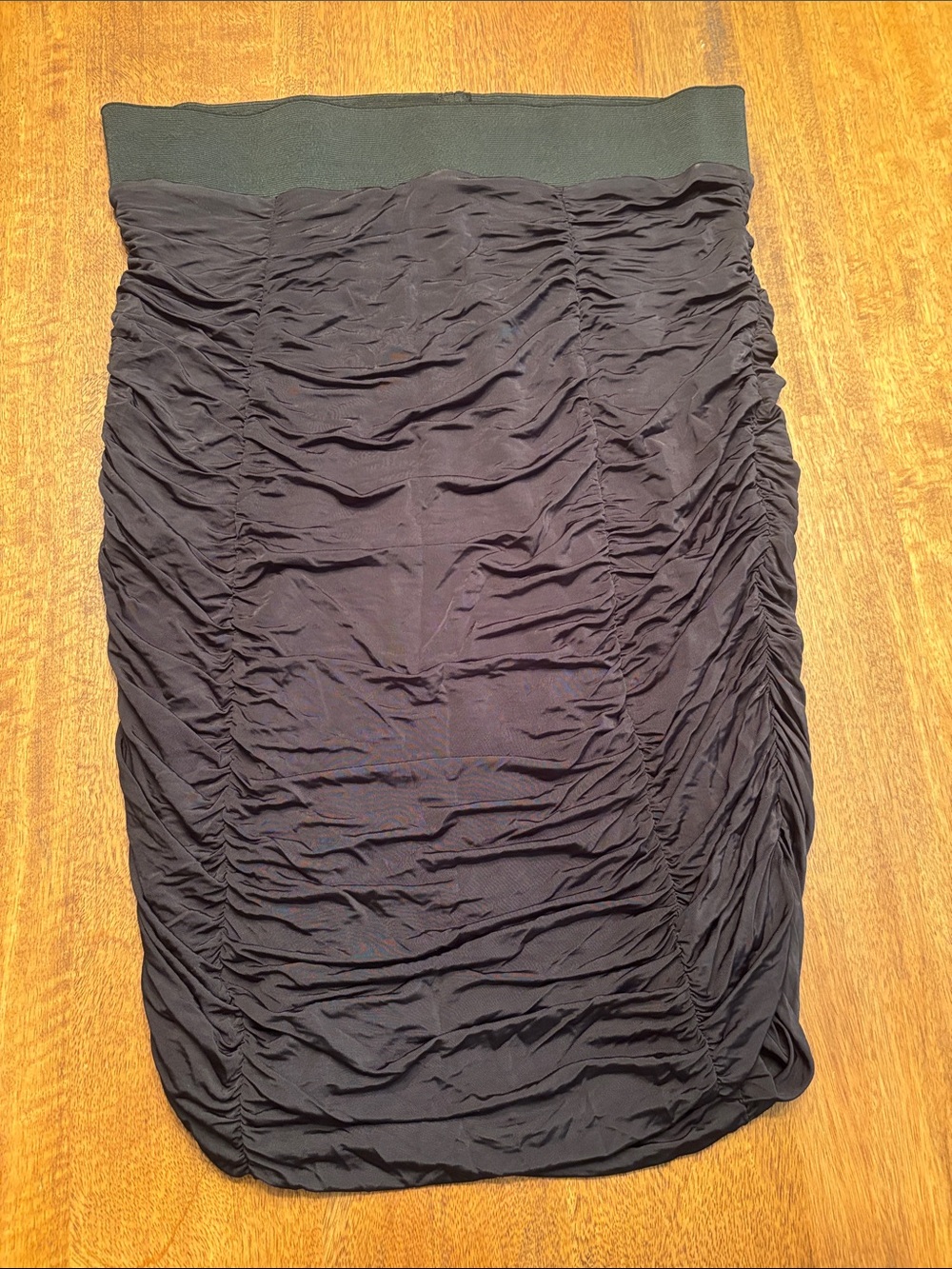 H&M Black Ruched Midi Skirt (2)